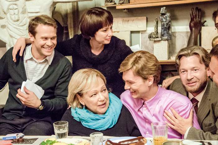 В нашумевшем телесериале «Таинственная страсть» Морозов сыграл писателя Ваксона