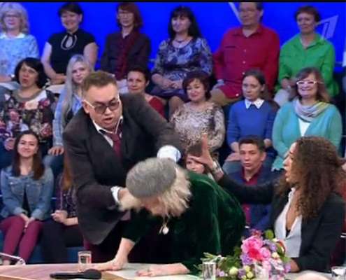 Актеры подрались на глазах изумленных изрителей