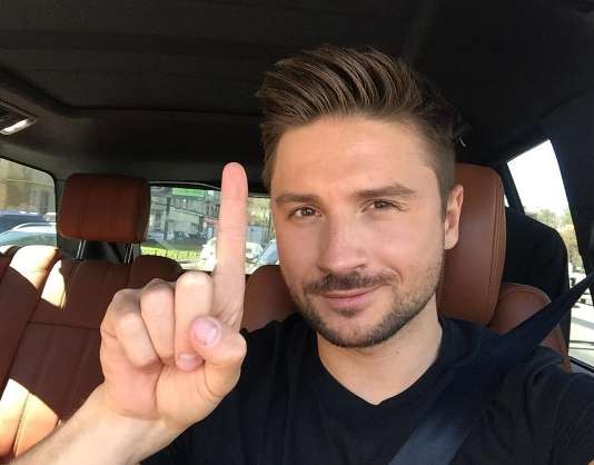 Сергей Лазарев