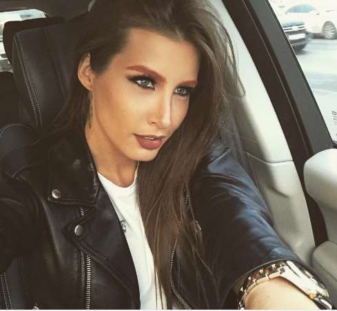 КЭТИ ТОПУРИЯ