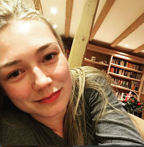 Акиньшина удивила фотографией третьего ребенка