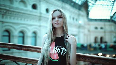 Не все могут одеваться в ГУМе