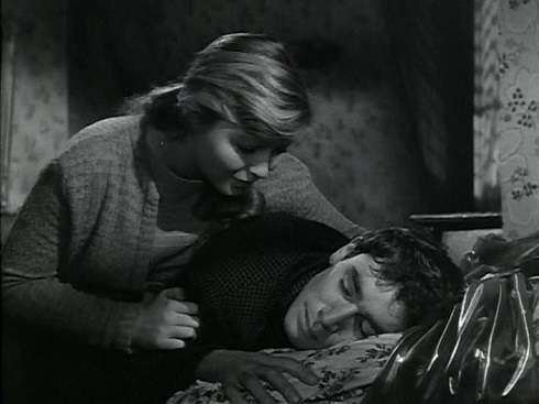 С первым мужем Робером Оссейном в экранизации Достоевского С первым мужем Робером Оссейном в экранизации Достоевского