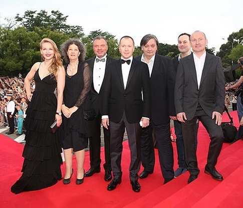 Юлия Пересильд станцевала танго на открытии «Кинотавра-2017»