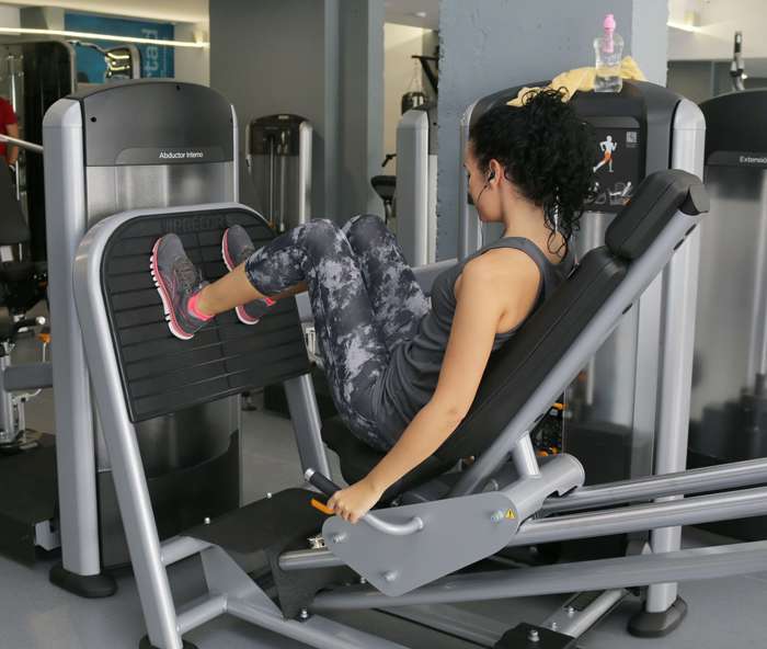 Силовые нагрузки не способствуют похудению