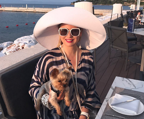 Лену Ленину не пустили в SPA с собакой