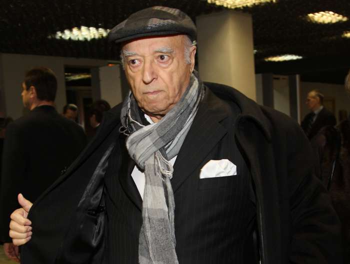 Владимир Этуш