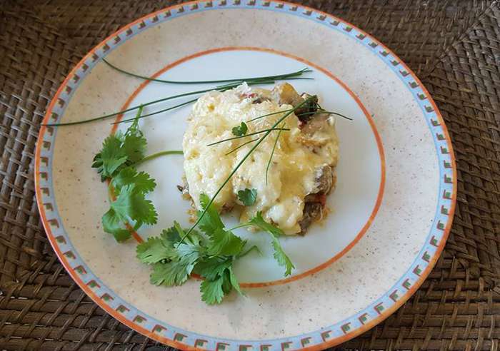 Омлет с баклажанами и сыром