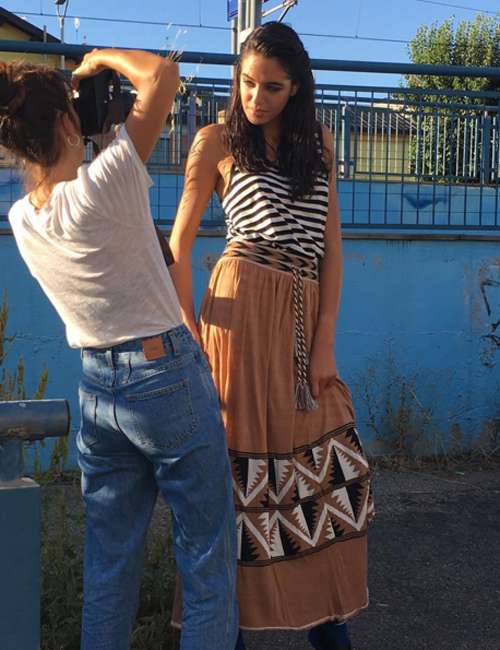 Важный момент - принт на юбке макси