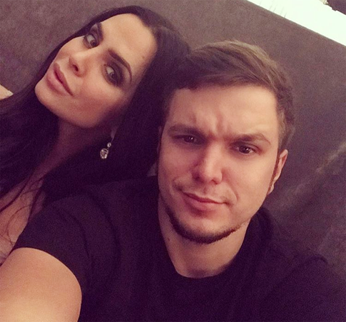 Звезды «Дома−2» Антон Гусев и Вика Романец отменили свадьбу