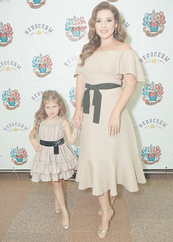 Жасмин с дочерью Маргаритой