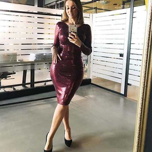 Ведущая не худела специально