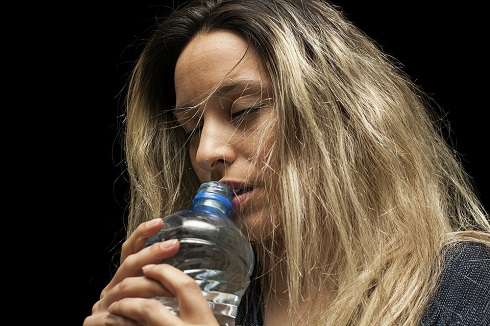 Вода из пластиковой бутылки может быть опасной