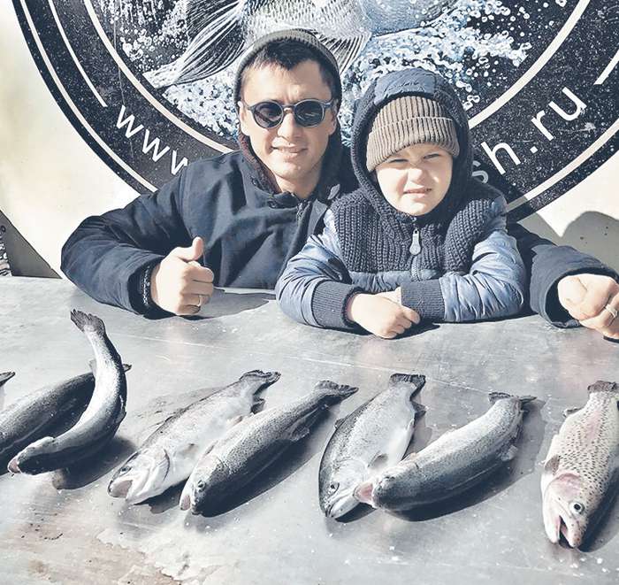 Агата называет Павла прекрасным отцом, которому всегда можно доверить детейНа фото Павел с сыном Тимофеем