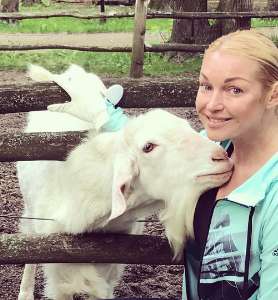 АНАСТАСИЯ ВОЛОЧКОВА