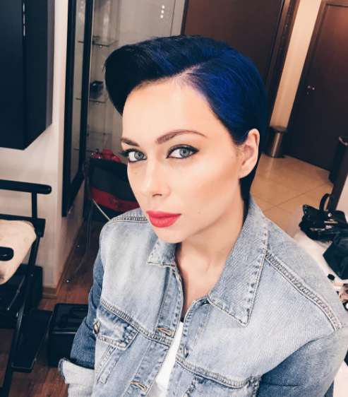 Настасья Самбурская