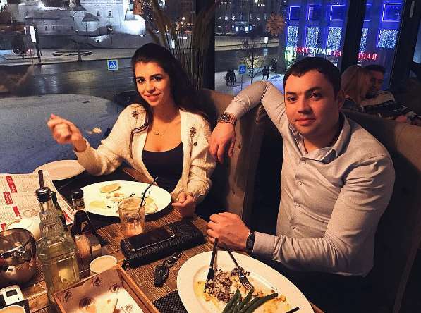 Алиана Гобозова с мужем Александром