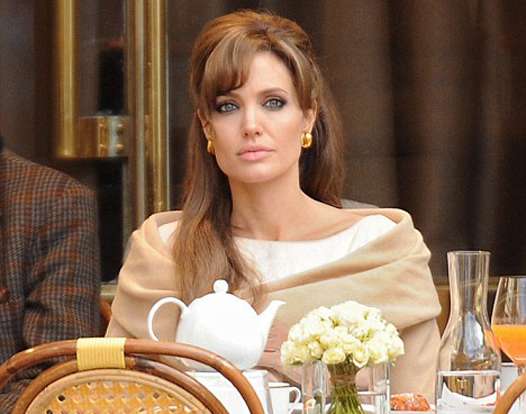 Анджелина Джоли