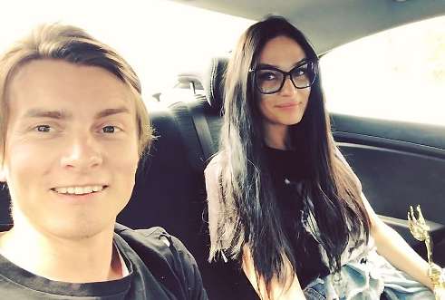 Алена Водонаева и Алексей Косинус