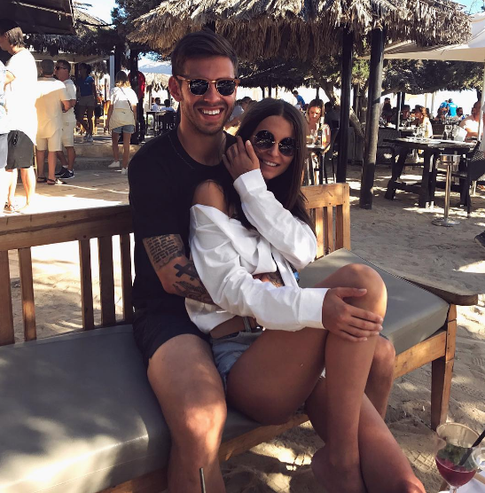 Федор Смолов опять встречается с ростовской моделью