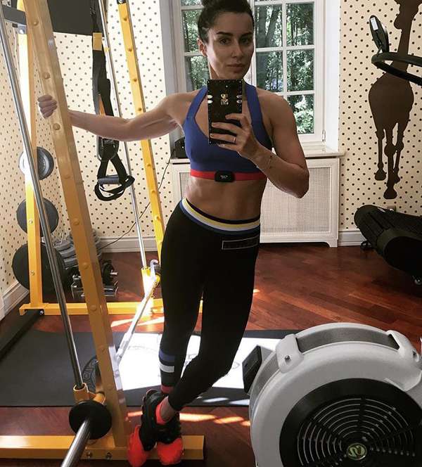 Тина Канделаки советует больше пить во время тренировки