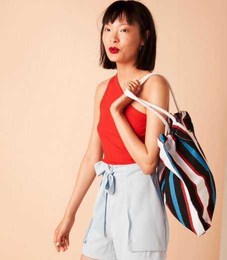 Сочетайте красный с нейтральными оттенками Сочетайте красный с нейтральными оттенками