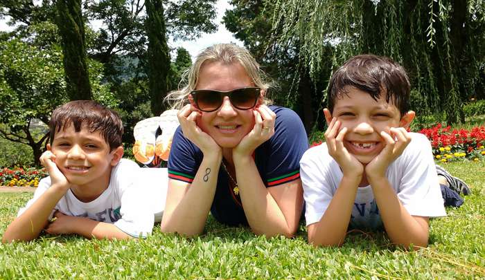 Если женщина думает о том, как прокормить детей, то социальные показатели успеха ее вряд ли волнуют Если женщина думает о том, как прокормить детей, то социальные показатели успеха ее вряд ли волнуют