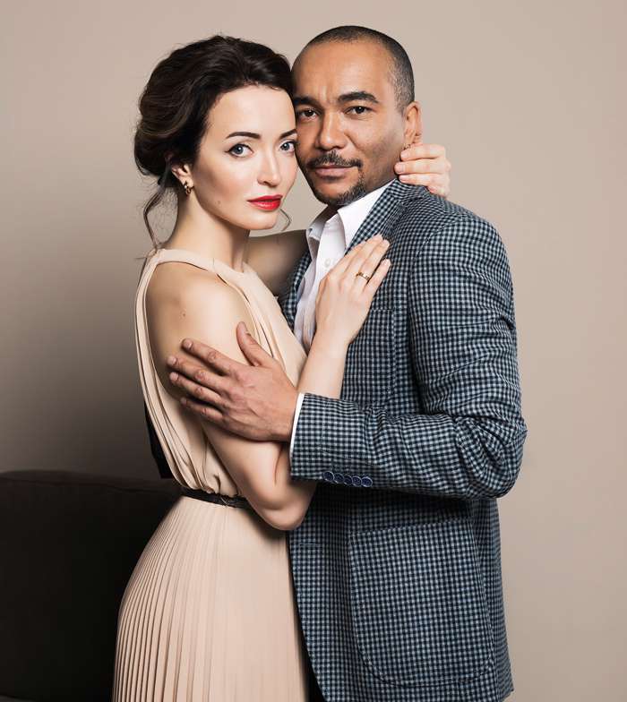 «Когда я делал предложение Тане, у меня внутри все тряслось, слова застревали в горле. До этого я никогда не жил с женщиной – в смысле в одном помещении»