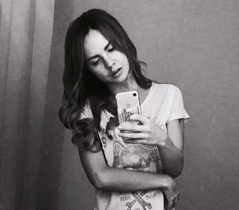 МакSим удивила голым мужчиной