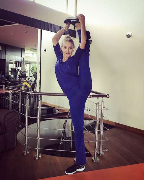 Навка превзошла шпагаты Волочковой