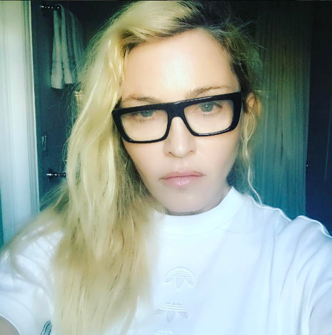 Мадонна опротестовала продажу своих украденных вещей с аукциона