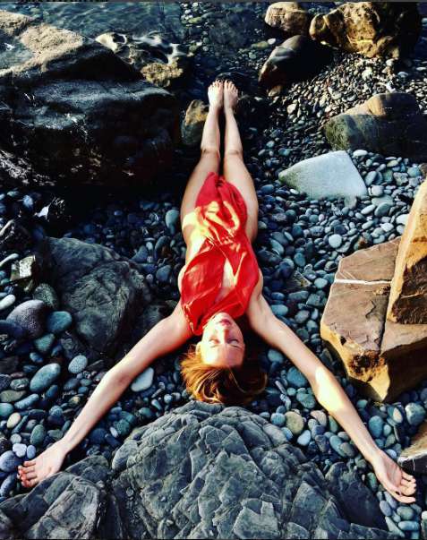 Толкалина снова пренебрегает одеждой