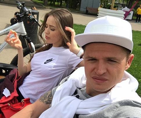 Костенко и Тарасов пьют за любовь