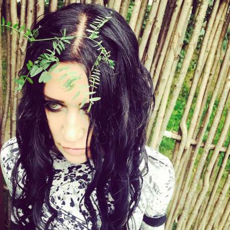 Певица Линда