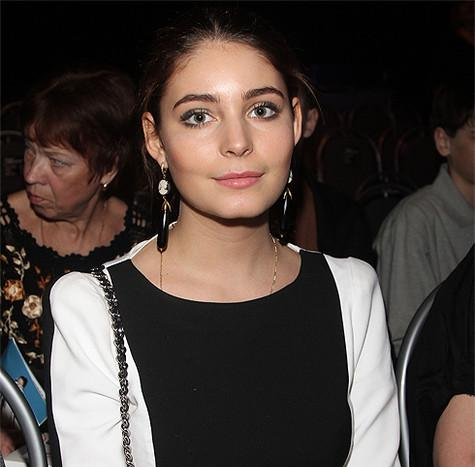 Мария Козакова: «Я всегда была чем-то недовольна в своей внешности, хотя родители и природа наградили меня сполна»