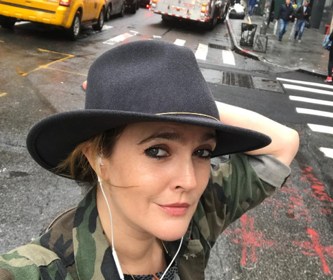 Дрю Бэрримор запустила себя