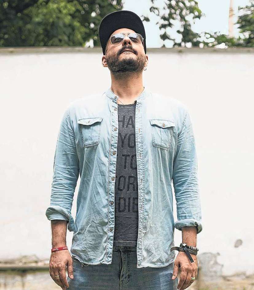 КИРИЛЛ СЕРЕБРЕННИКОВ