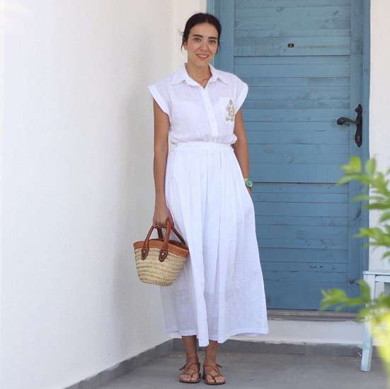 В жару комфортнее всего в светлых натуральных тканях