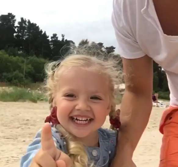 Подписчики Галкина в восторге от маленькой Лизы Подписчики Галкина в восторге от маленькой Лизы