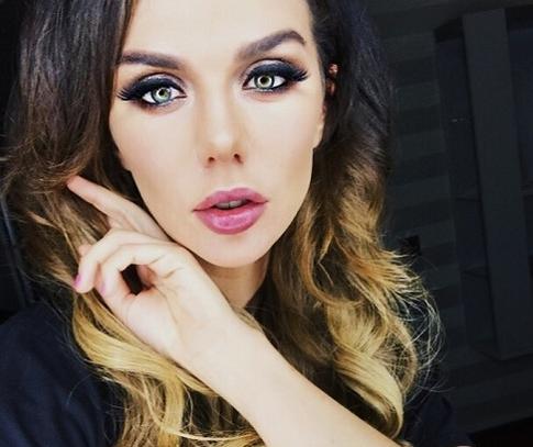 Анна Седокова: «Жить, а не спать»