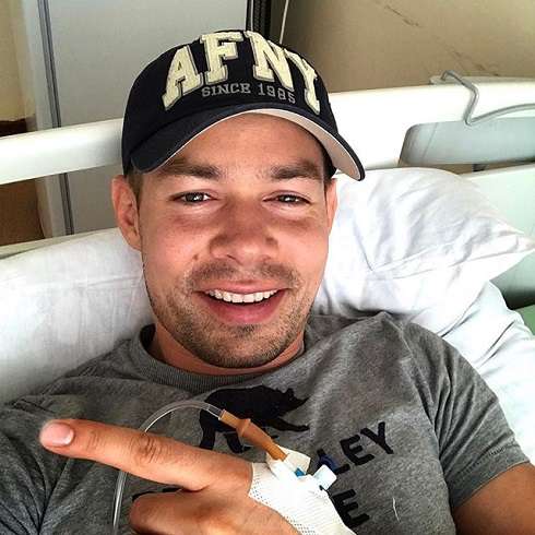 Артист не теряет бодрости духа