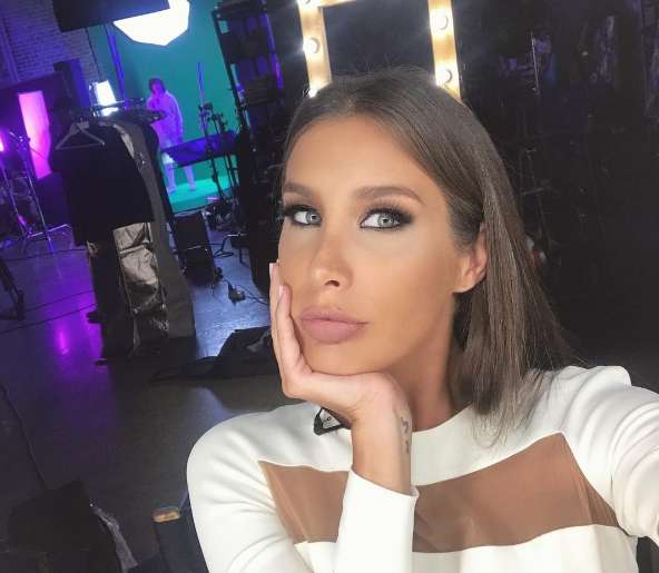 Кэти Топурия