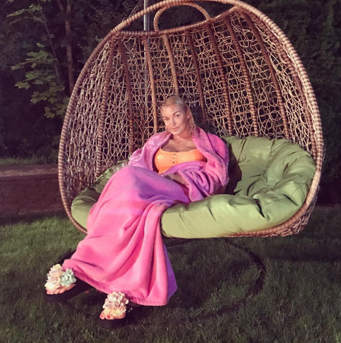 Волочкова устроит показ новых нарядов на будущей свадьбе