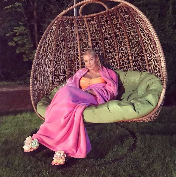 Анастасия Волочкова