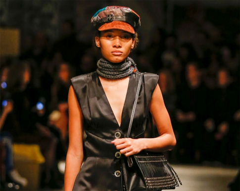 Снимаем шляпу: какой головной убор в тренде нынешней осенью