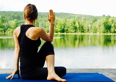 Держим спину: эффективные способы сохранения осанки