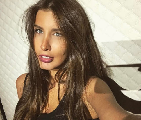 Топурия прокомментиро­вала расставание с мужем