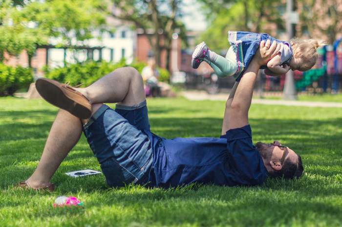 Обладатели неспортивного тела становятся лучшими мужьями?