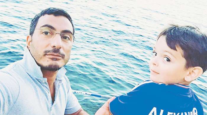 Любимые мужчины Анастасии — муж Сергей и сын Александр — были очень рады пополнению в семье