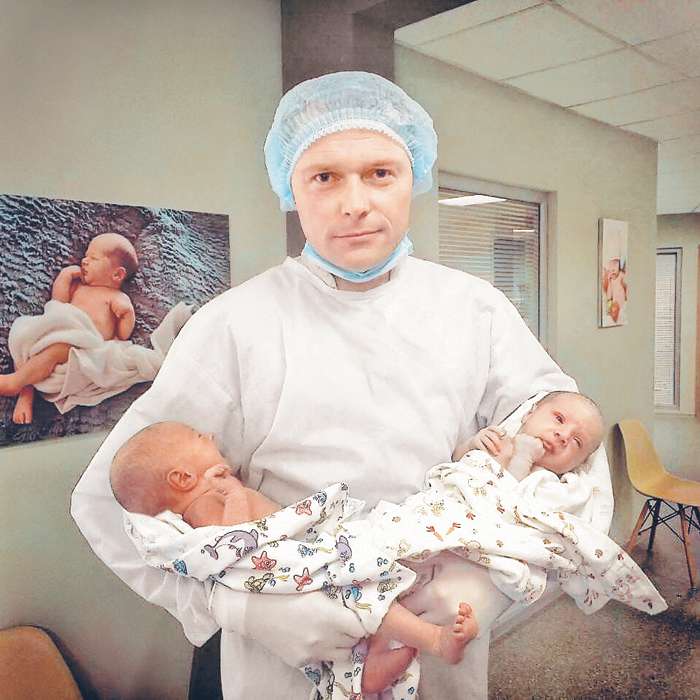 Самому маленькому артисту на съемках третьего сезона сериала «Женский доктор» было всего десять дней от роду...